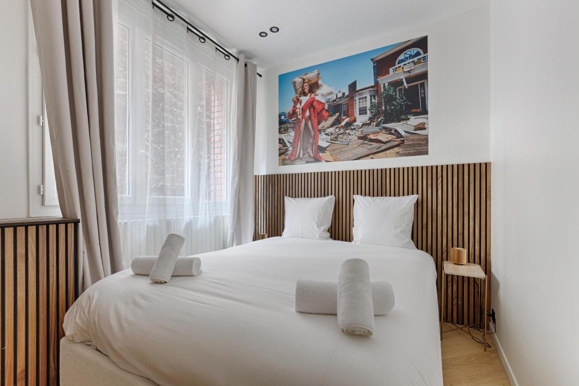 Luxury Trocadero 2br Apartment