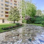 Luxury Apartment Trocadero 2Br