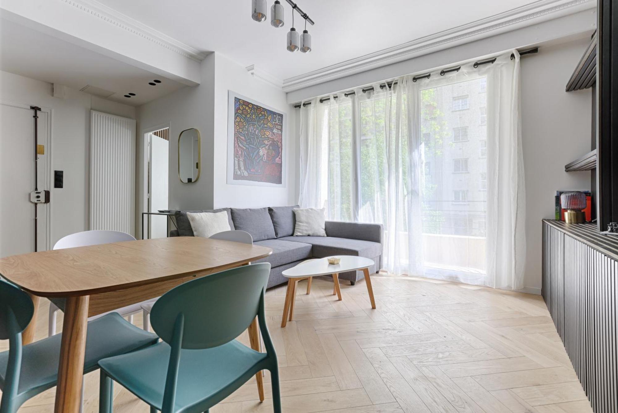 Luxury Trocadero 2br Appartement Parijs