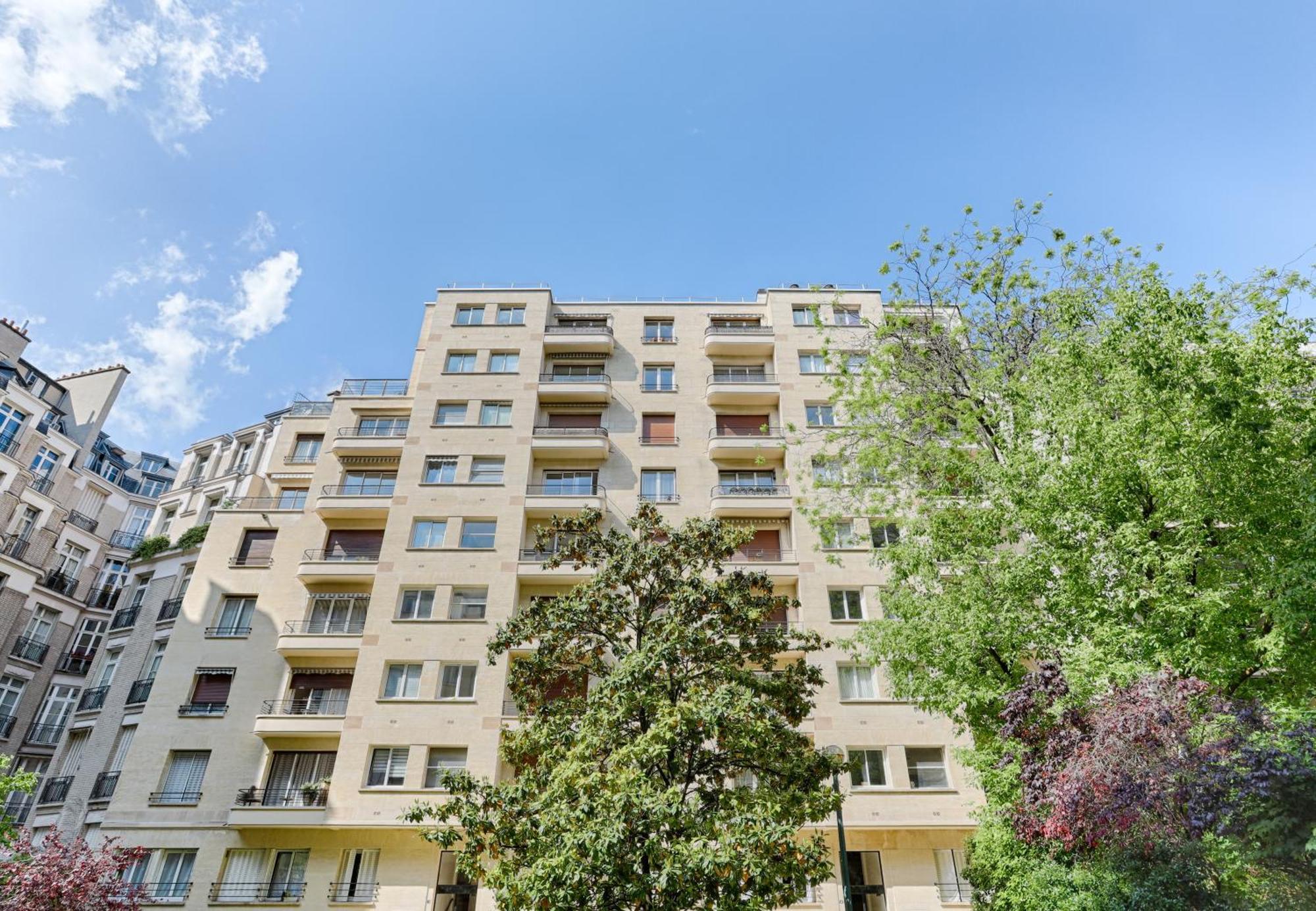 Luxury Trocadero 2br Appartement *